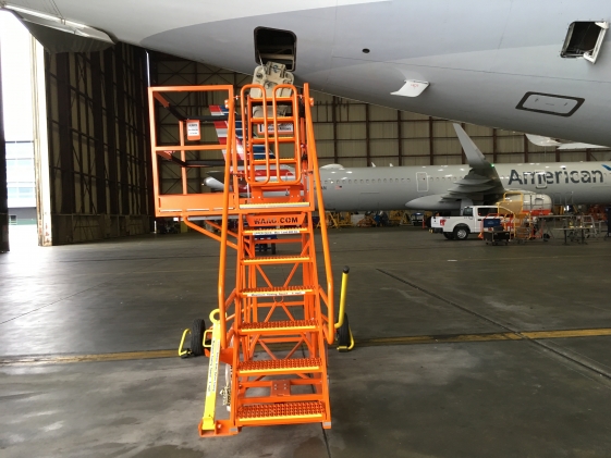 A-320 Fixed Height Aft Accessory Access Stand #20191